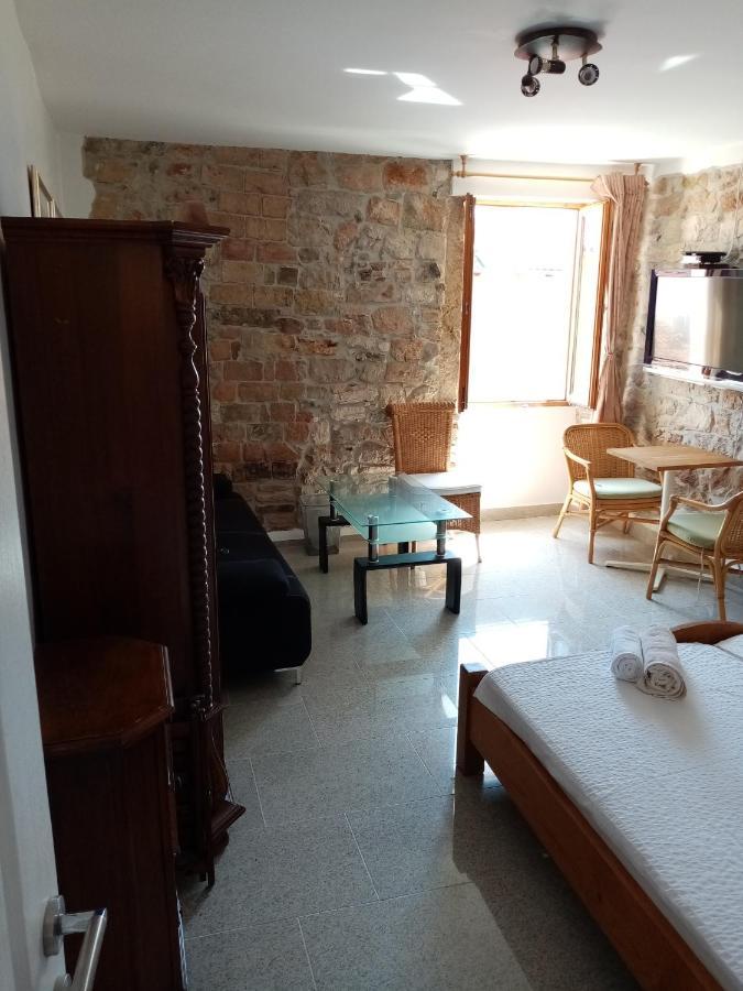 Casa Di Marko 105 M2 Garden Apartment Rovinj Exterior foto